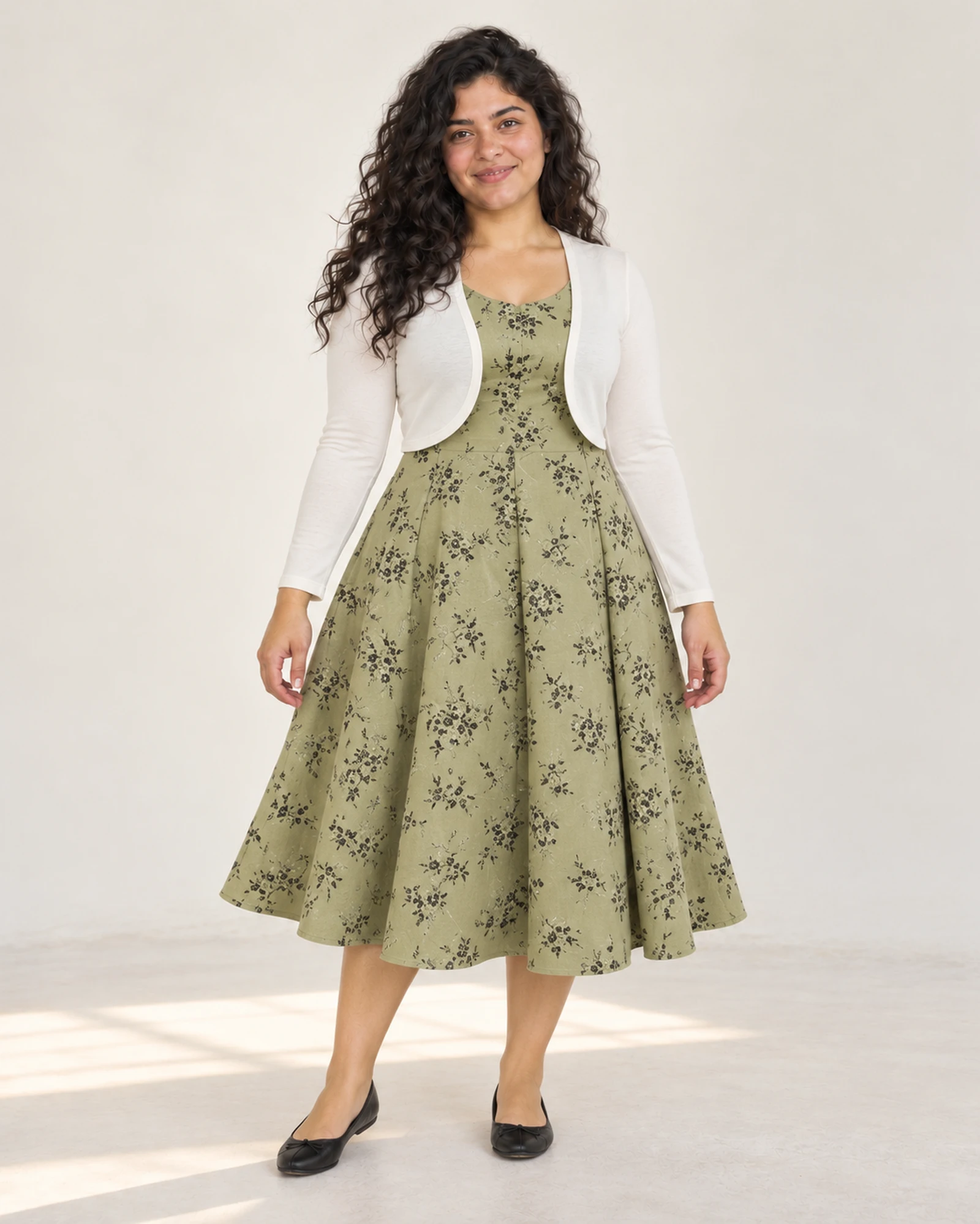 Cropped Layer & Floral-Dress Set, styling view, SKU 729994131043