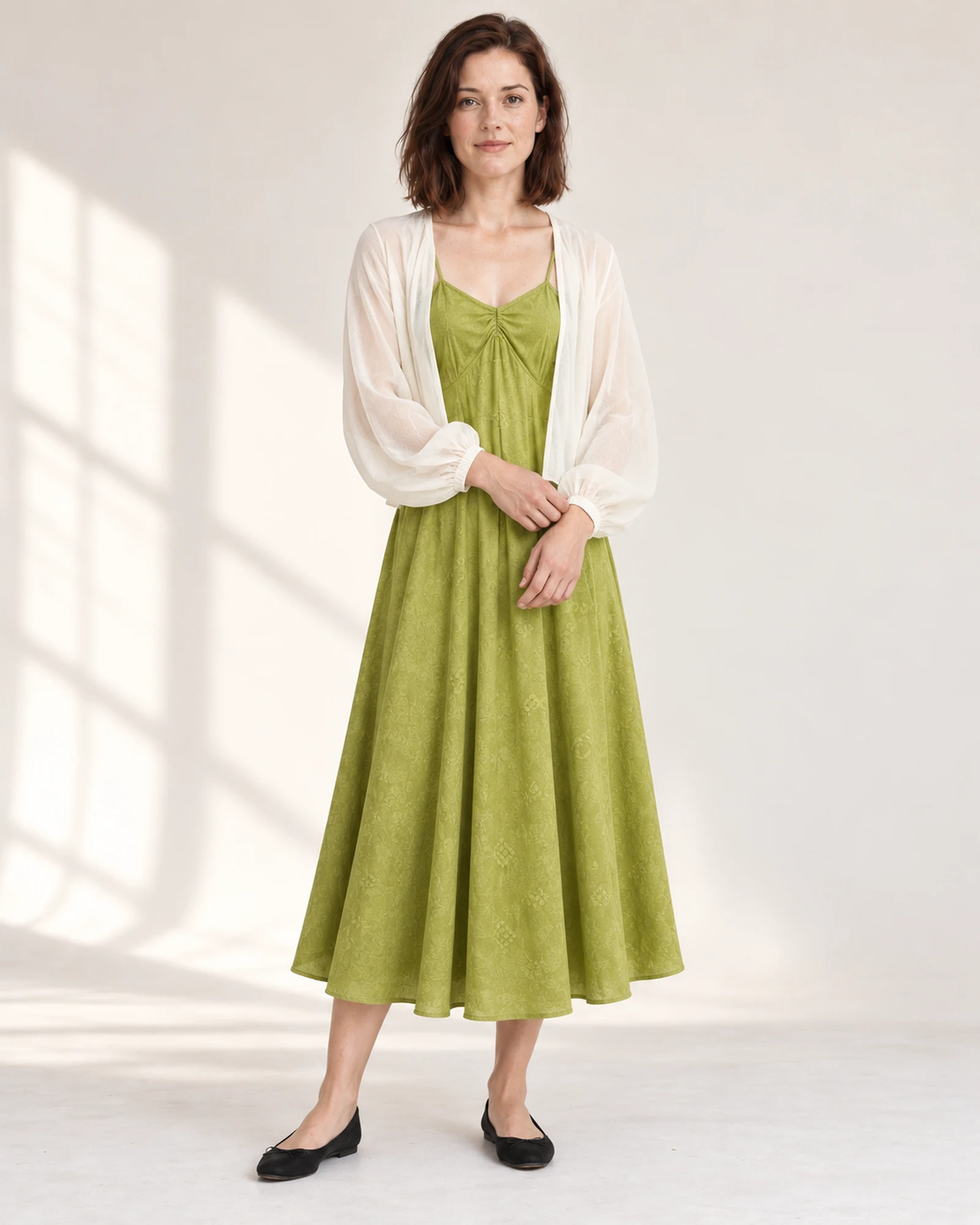 Cropped Layer & Gathered-Dress Set, styling view, SKU 969296493866