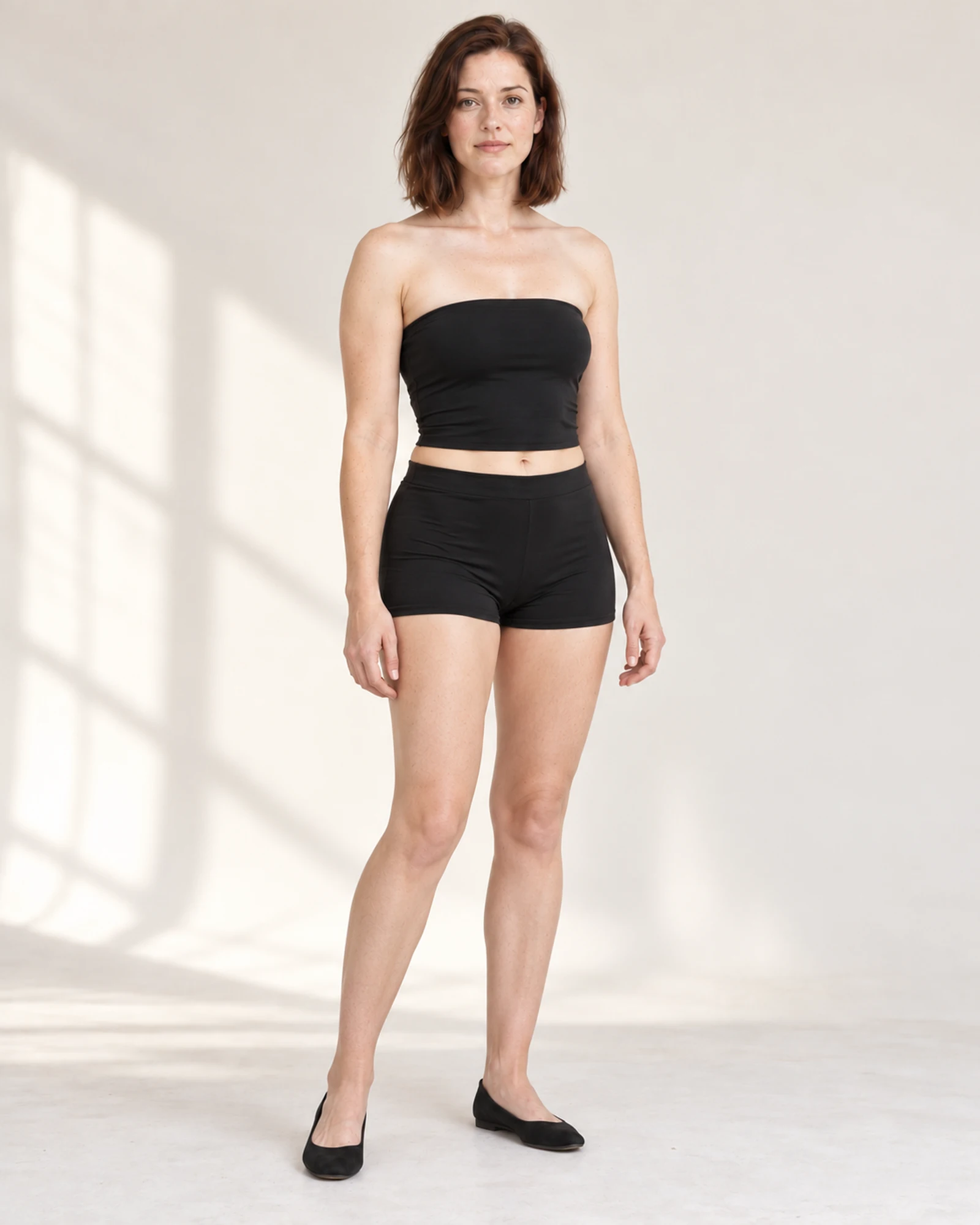 Bandeau & Shorts Set, styling view, SKU T2601017 T2601013
